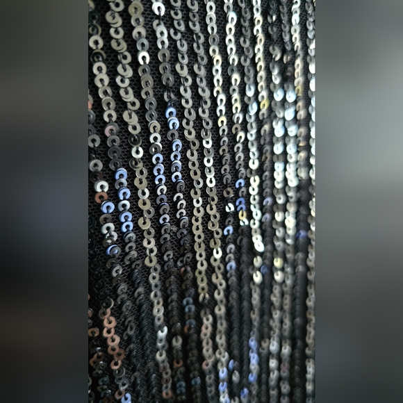 Elegant Black Sequin Women's Top Sz. Medium Cupcake & Cashmere - Picture 11 of 11